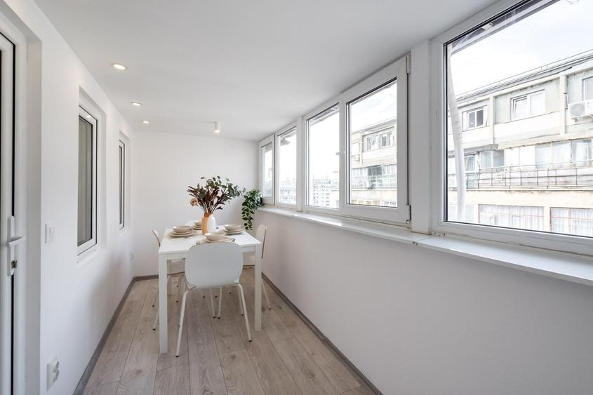 Apartament cu 2 camere, mobilat în P-ța Universității