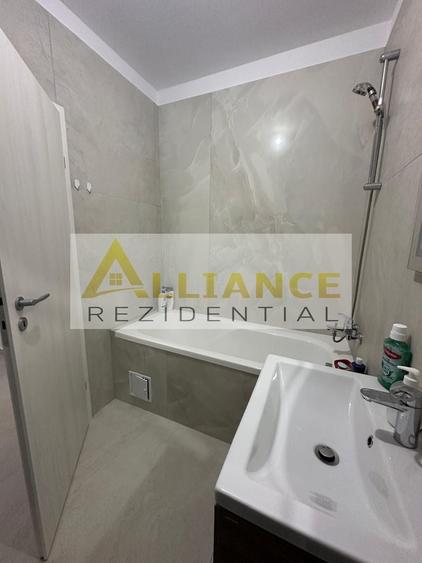 Apartament cu 2 camere decomandat, mobilat în Central