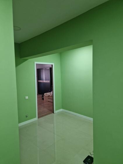 Casă cu 4 camere în Exterior Vest