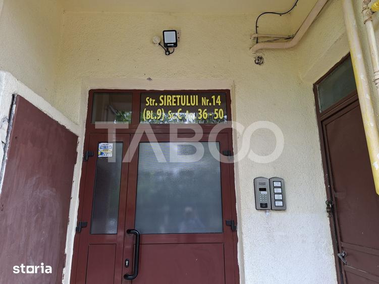 Apartament cu 3 camere decomandat în Sub Arini