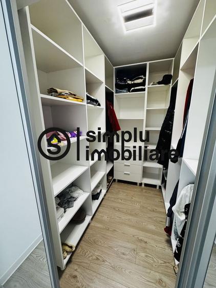 Casă individuală cu 3 camere cu Canalizare în Preajba