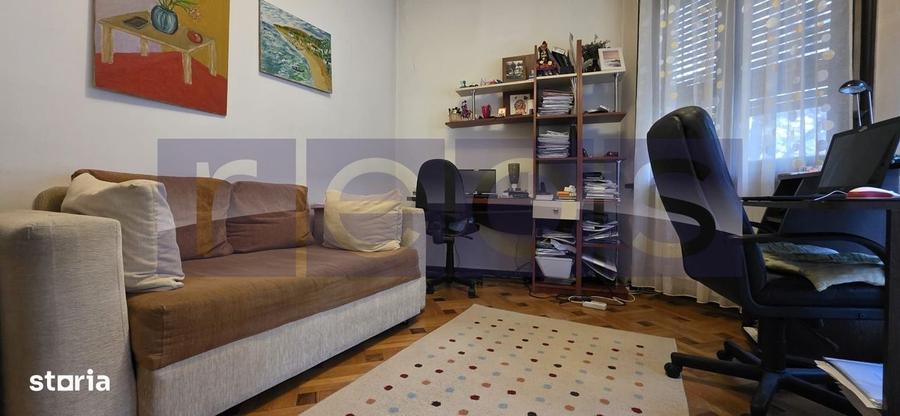 Apartament cu 3 camere semidecomandat în Universitate