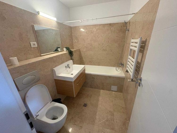 Apartament cu 2 camere semidecomandat în Nerva Traian