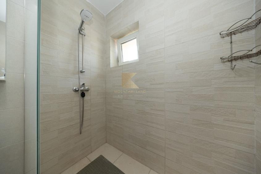 Apartament cu 3 camere semidecomandat în Gării