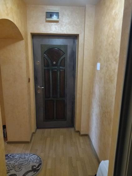 Apartament cu 2 camere decomandat în Gugești