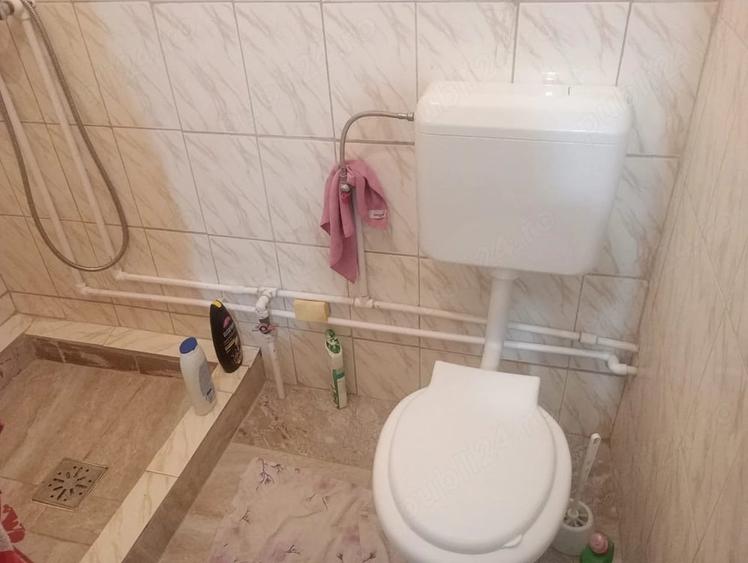 Casă cu 2 camere cu Teren 2000 Mp în Șipote