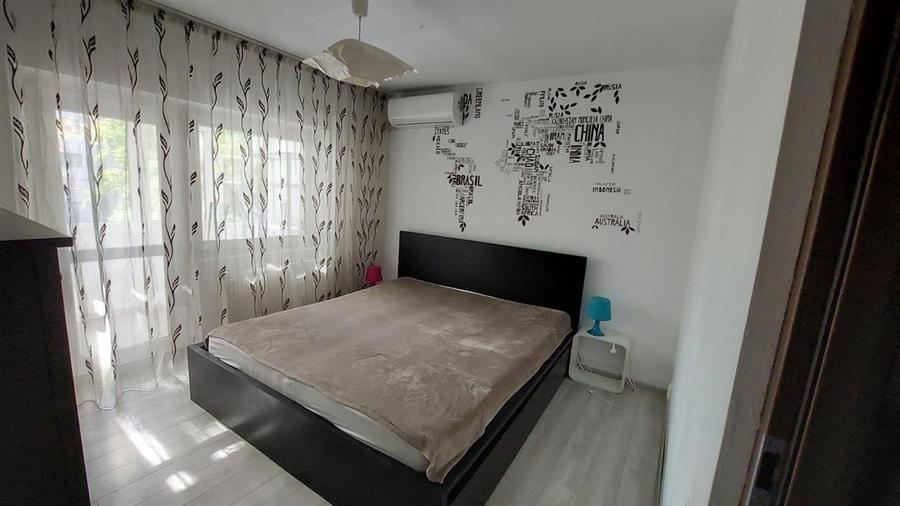 Apartament cu 4 camere decomandat, mobilat în Aviației