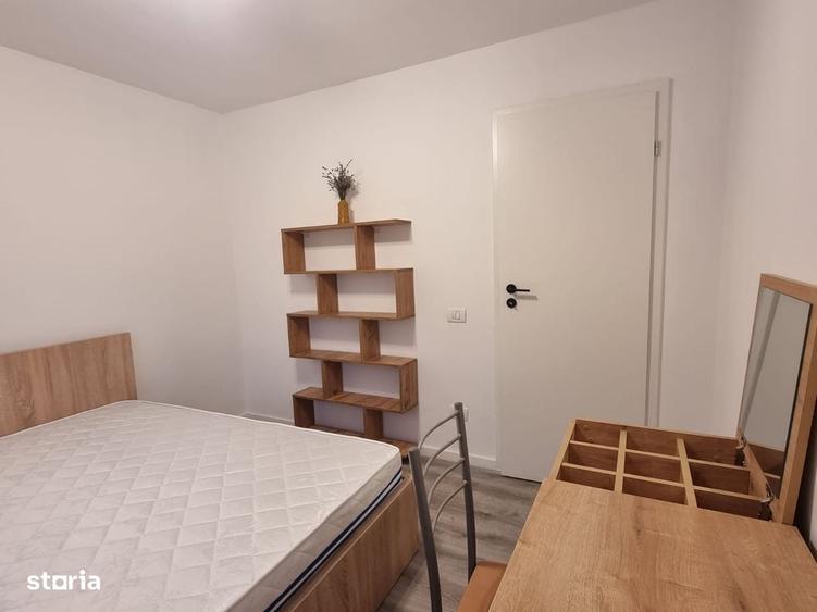 Apartament cu 2 camere decomandat în Titulescu