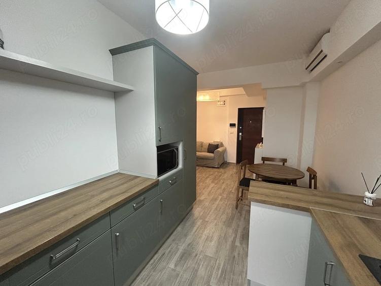 Apartament cu 3 camere semidecomandat în Alfa