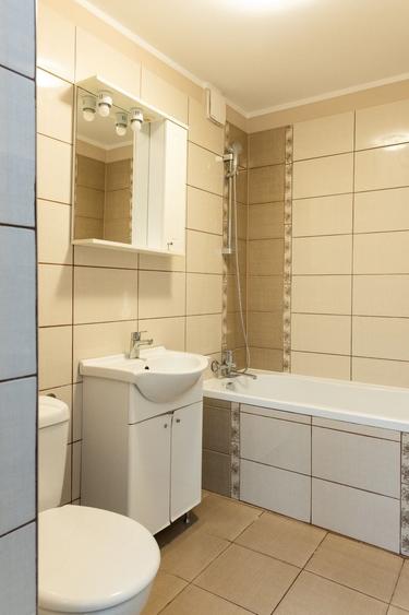 Apartament cu 2 camere semidecomandat în Țiglina 1
