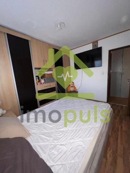 Apartament cu 3 camere decomandat, mobilat în Soarelui