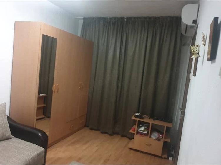 Garsonieră semidecomandată în Unirii