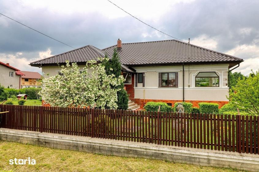 Casă cu 4 camere cu Teren 7049 Mp în Puchenii Mari