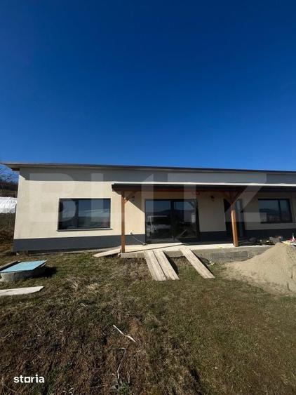 Casă cu 2 camere cu Teren 900 Mp în Central