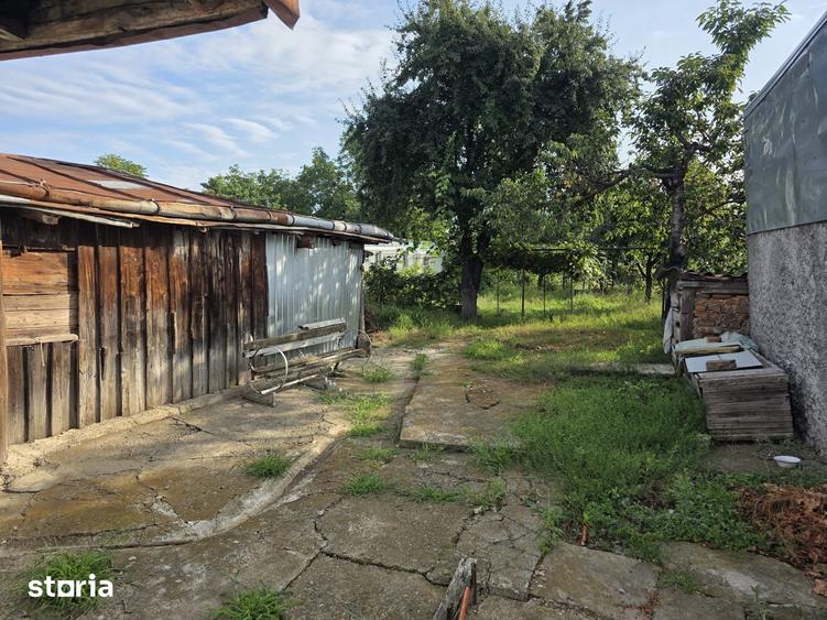 Casă cu 3 camere cu Teren 436 Mp în Central