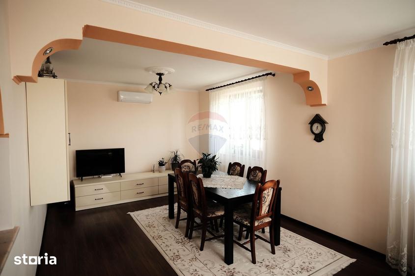 Casă cu 4 camere cu Teren 400 Mp în Central