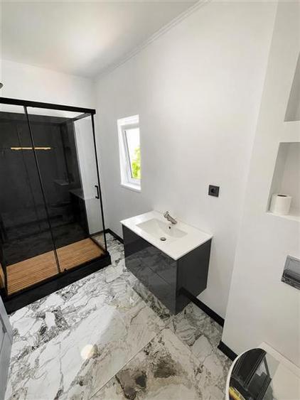 Duplex cu 4 camere cu Teren 198 Mp în Livezeni