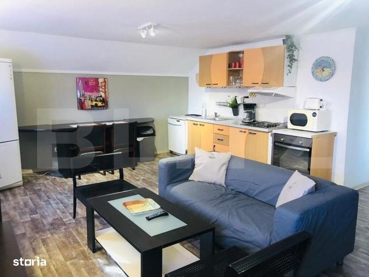 Apartament cu 3 camere decomandat în Albești