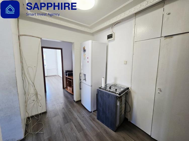Apartament cu 3 camere decomandat în Sebastian