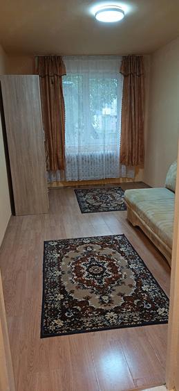 Apartament cu 3 camere decomandat în Gheorgheni