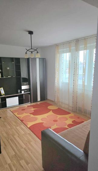 Apartament cu 2 camere decomandat în Cedonia