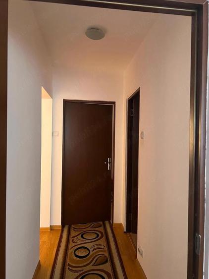 Apartament cu 3 camere decomandat în 1 Mai