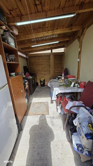 Casă cu 3 camere decomandat cu Teren 100 Mp în Brătianu