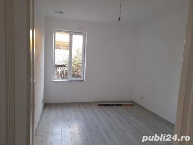 Casă individuală cu 3 camere cu Teren 220 Mp în Central