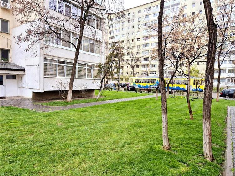 Apartament cu 2 camere semidecomandat în Alexandru cel Bun
