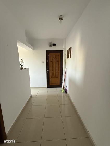 Apartament renovat, 2 camere, 43 mp utili, etaj 4/5 - Girocului - 4