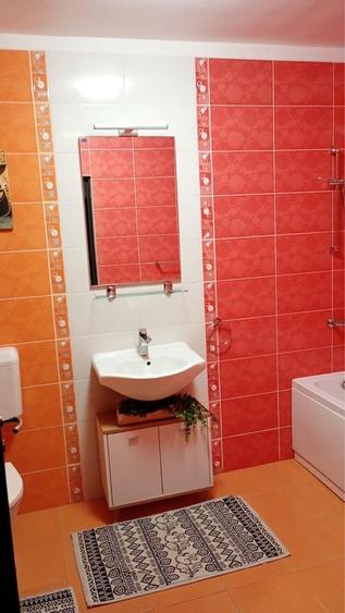 Apartament cu 2 camere decomandat în Florești