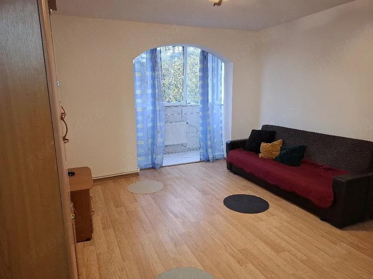 Apartament cu 2 camere nedecomandat în Central