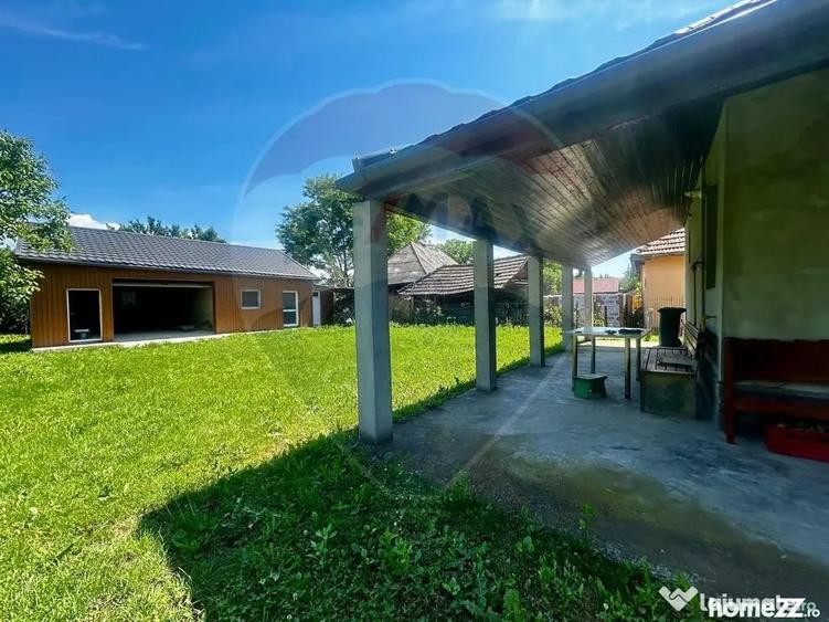 Casă cu 3 camere cu Teren 1500 Mp în Aciua