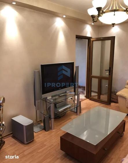 Apartament cu 3 camere decomandat în Sălăjan