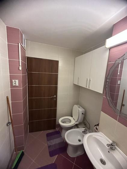 Apartament cu 2 camere decomandat în Ultracentral