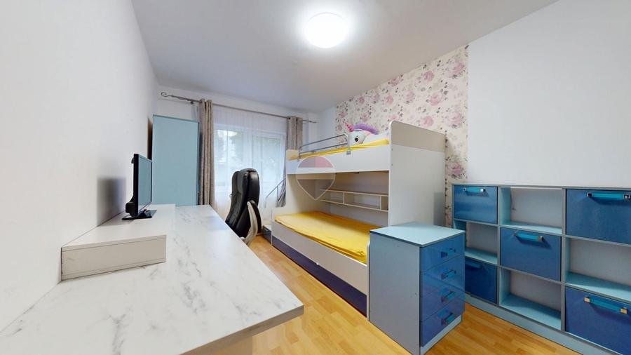Apartament cu 2 camere decomandat, mobilat în Bartolomeu