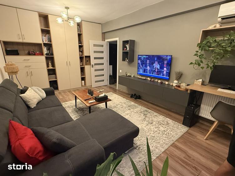Apartament cu 2 camere decomandat în Est