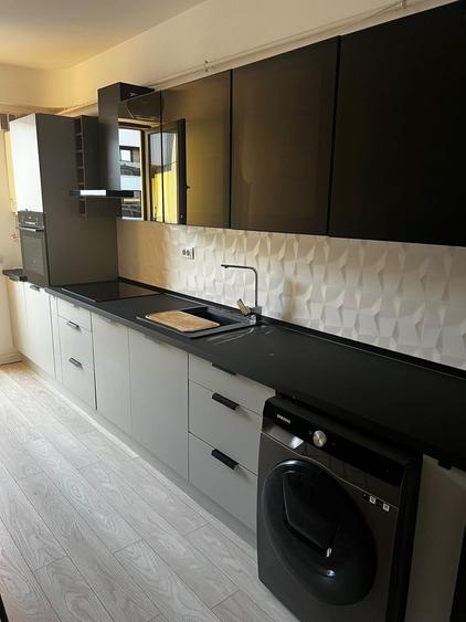 Apartament cu 2 camere decomandat, mobilat în Politehnica