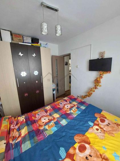 Apartament cu 3 camere decomandat, mobilat în Păcurari