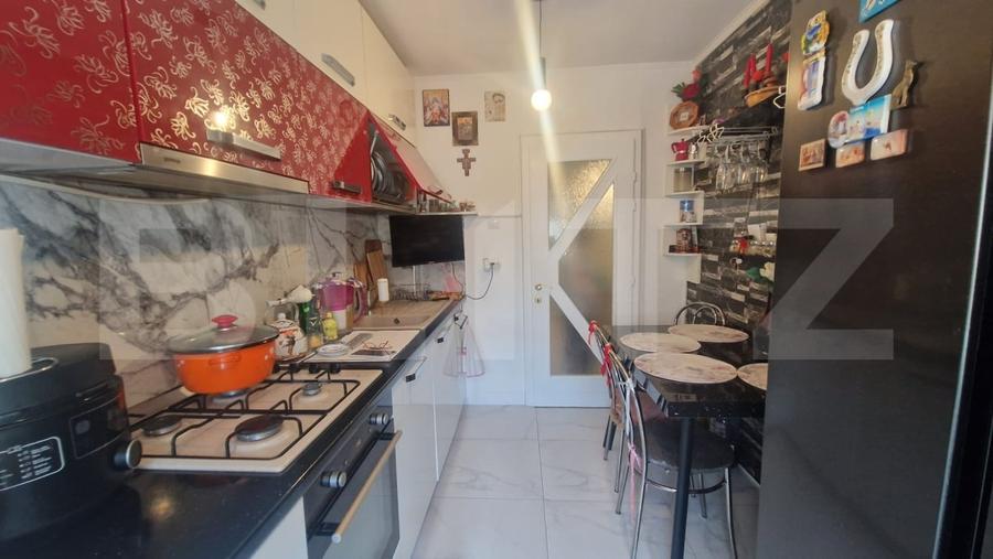 Apartament cu 4 camere decomandat, mobilat în Codlea