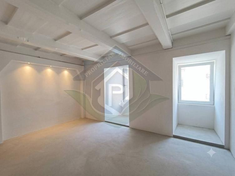 Apartament cu 2 camere decomandat în Avantgarden