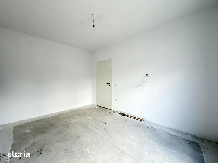 Casă cu 3 camere cu Teren 576 Mp în Sânandrei