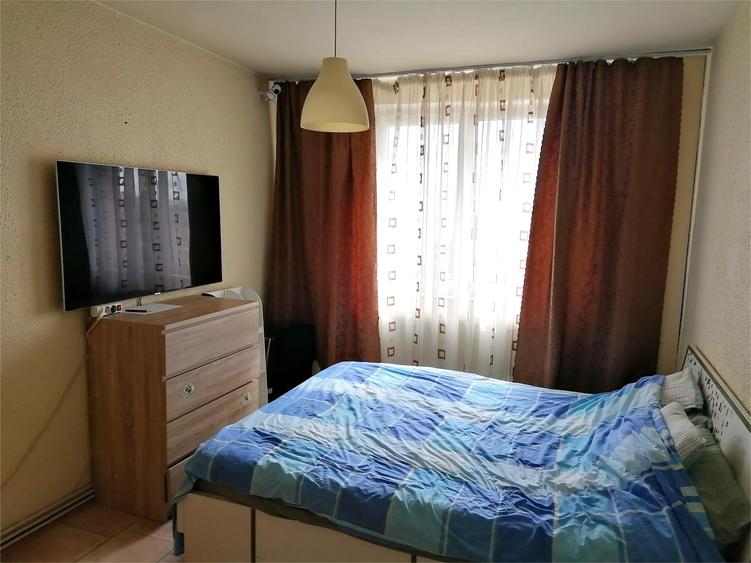 Apartament cu 2 camere decomandat în Vlahuță