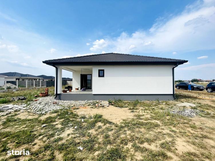 Casă cu 4 camere cu Teren 505 Mp în Iosia