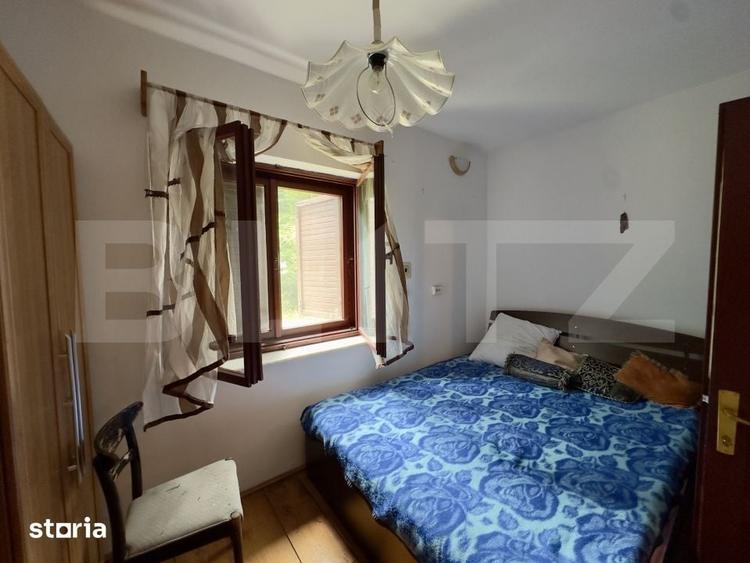 Casă cu 6 camere cu Teren 1670 Mp în Central