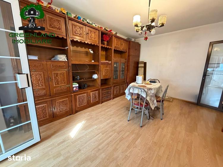 Apartament cu 2 camere decomandat în Mircea cel Bătrân