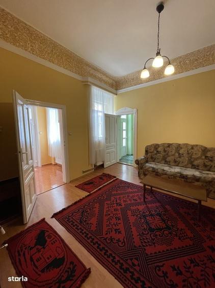 Casă cu 3 camere în Ultracentral