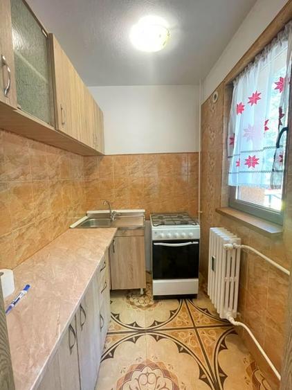 Garsonieră semidecomandată, mobilată în Podu Roș