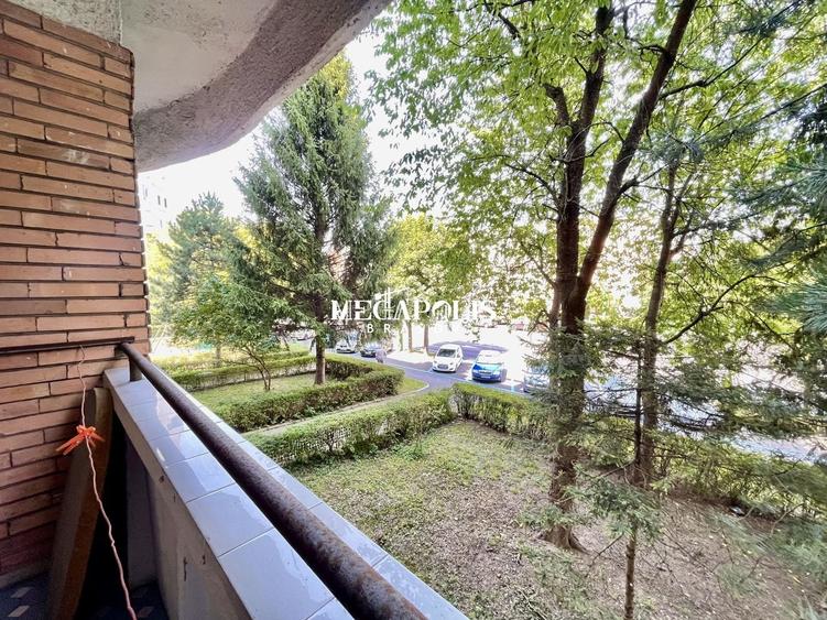 Apartament cu 2 camere în Centrul Civic