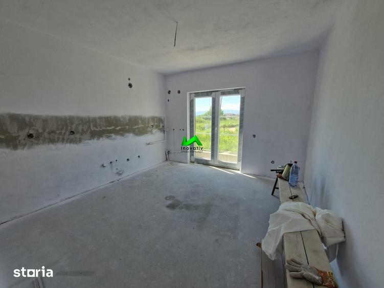 Casă cu 4 camere cu Teren 260 Mp în Șura Mică